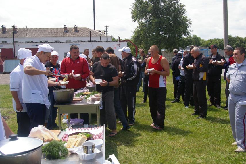 Photo 10 for Visiting the Kagarlyk correctional colony No. 115 together with the leadership of the Department of the DPTS of Ukraine in Kiev and the Kyiv region. June 2014