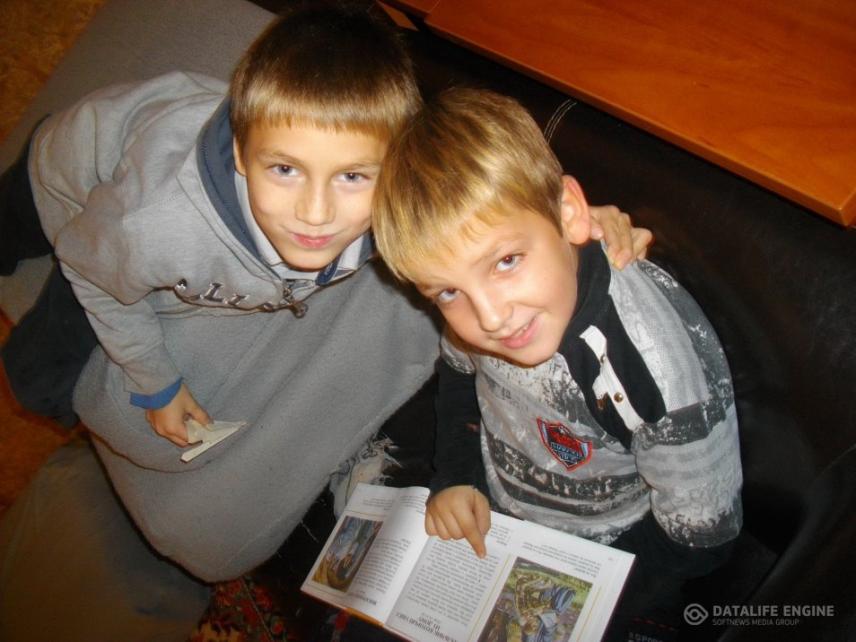 Photo 2 for I dedicate to the children of orphanages, children of prisons, children of the streets ...