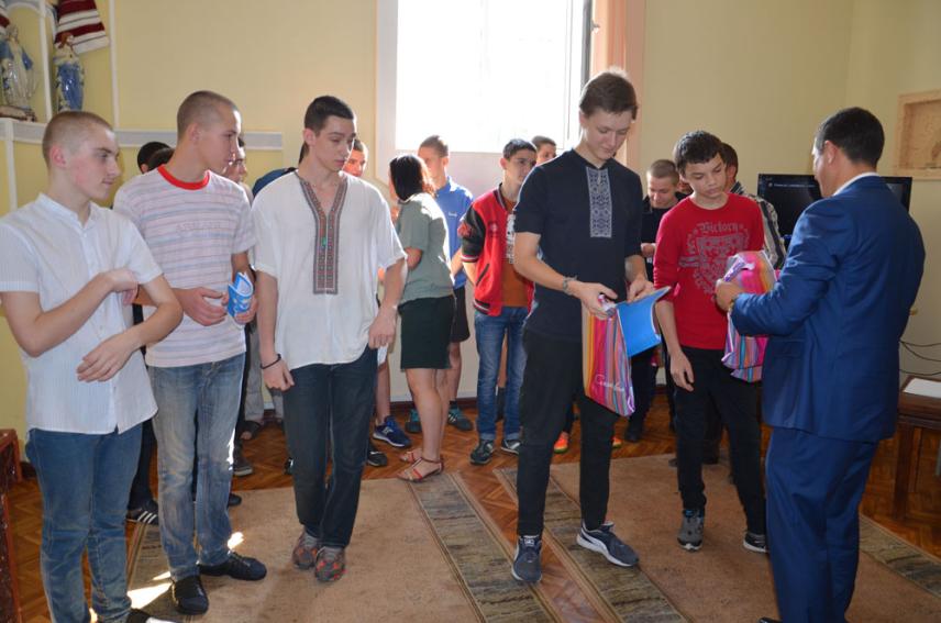Photo 4 for Celebration of the Day of Knowledge in Lukyanivskyi SIZO (special facility for juvenile detainees and convicts), September 1, 2015.