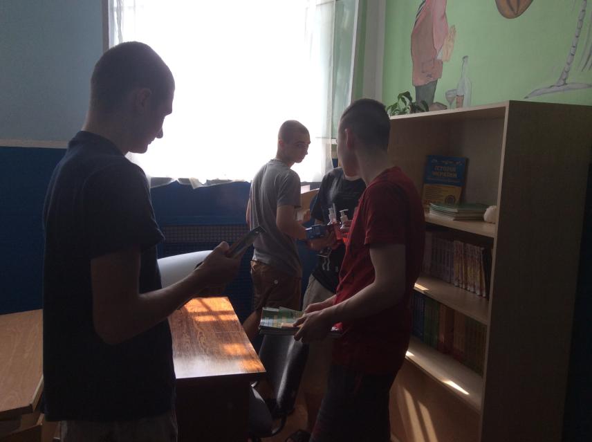 Photo 2 for September 1, 2018. Knowledge Day in the Lukyaniv Prison. In the training room with juvenile convicts and in the women's building.