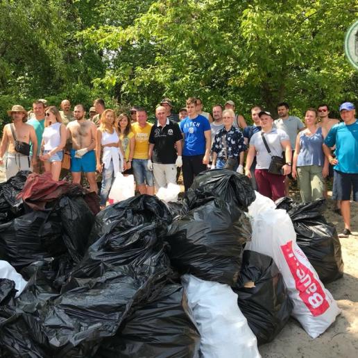Photo 1 for July 13, 2018. The action of cleaning the Dnipro Islands, dedicated to the Dnipro Day