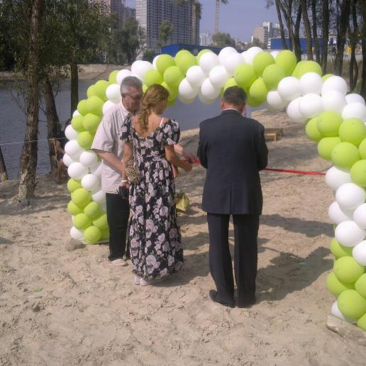 Photo 1 for September 5, 2016. A new public space on Lake Maly Nebrizh, Darnytskyi district.